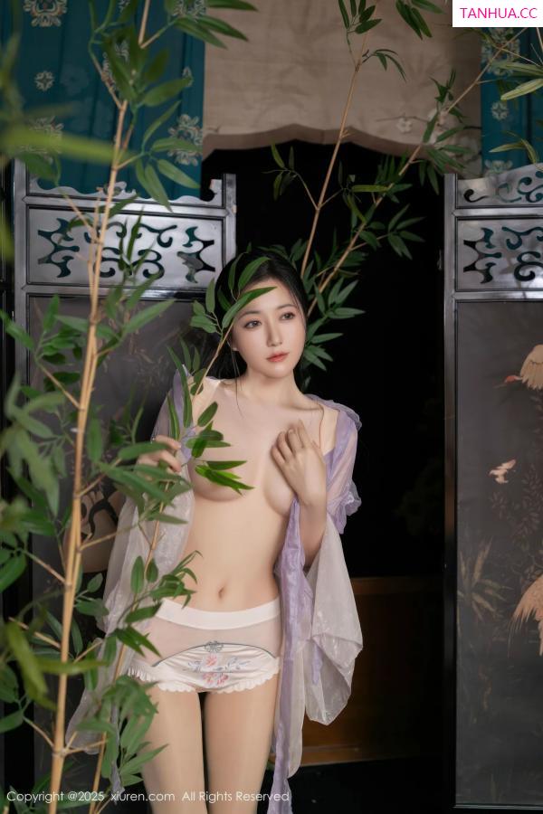 鱼子酱fish  [XiuRen]高清写真图 2025.09.05 No.10737 鱼子酱Fish 紫色连衣裙第45张图片